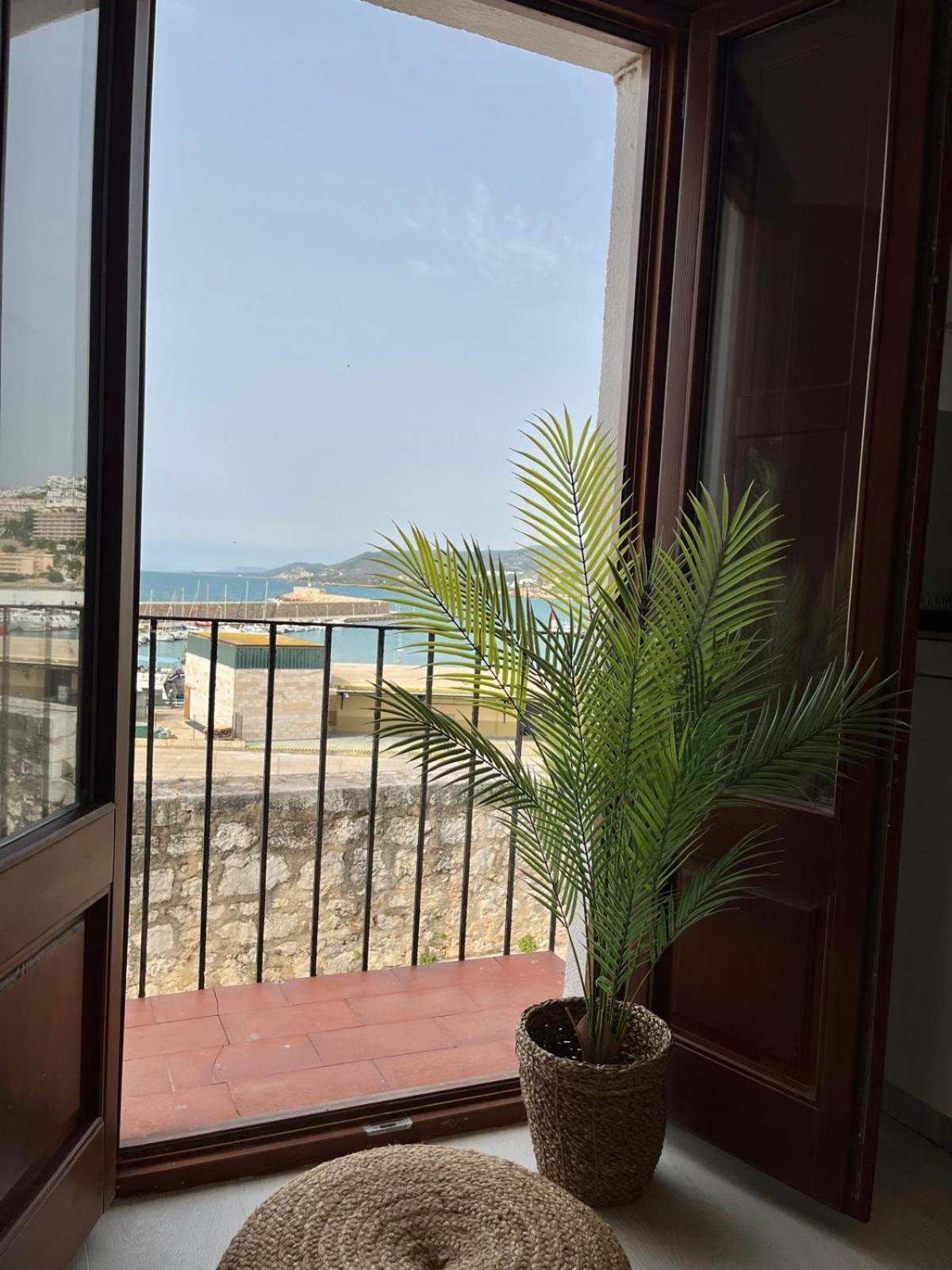 Apartamento En El Castillo De Peniscolaアパートメント エクステリア 写真