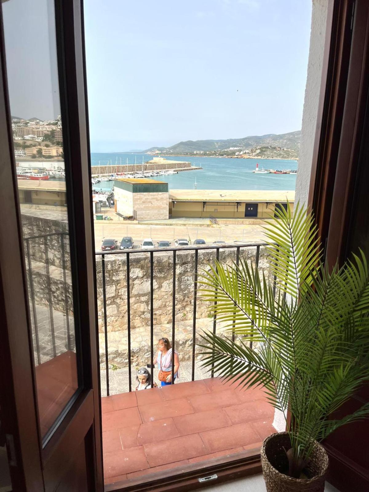 Apartamento En El Castillo De Peniscolaアパートメント エクステリア 写真