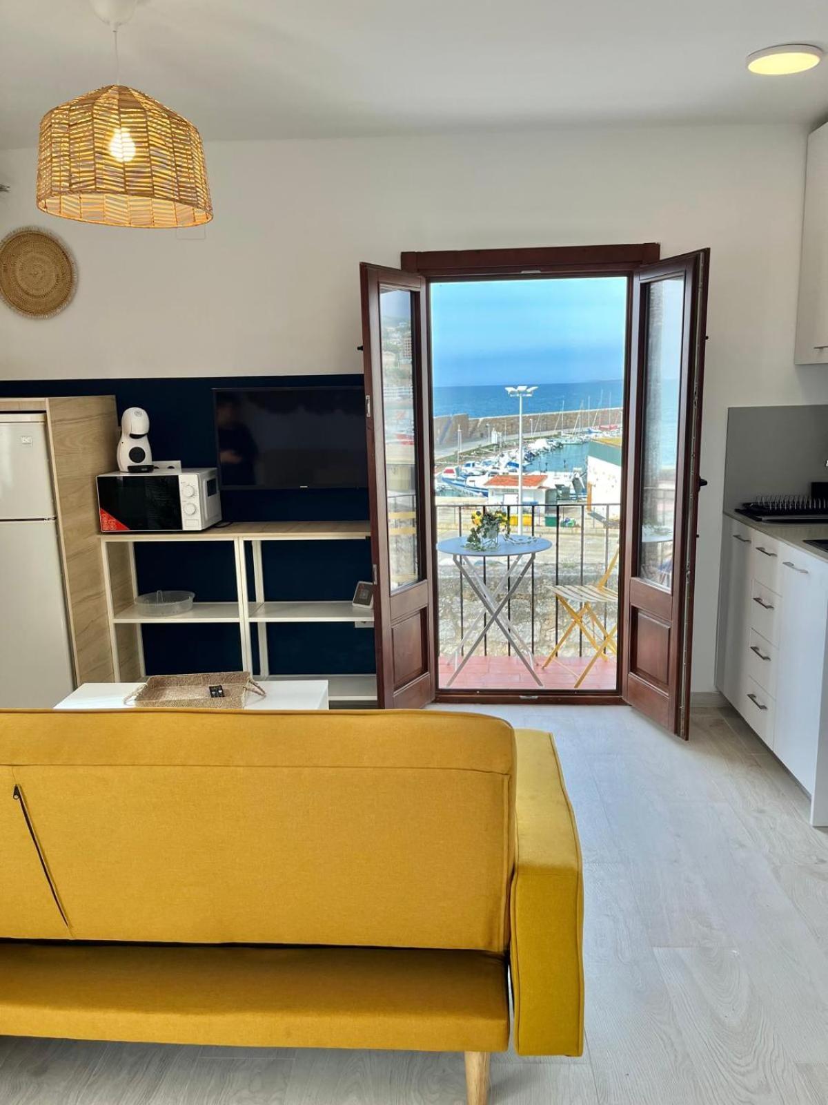 Apartamento En El Castillo De Peniscolaアパートメント エクステリア 写真